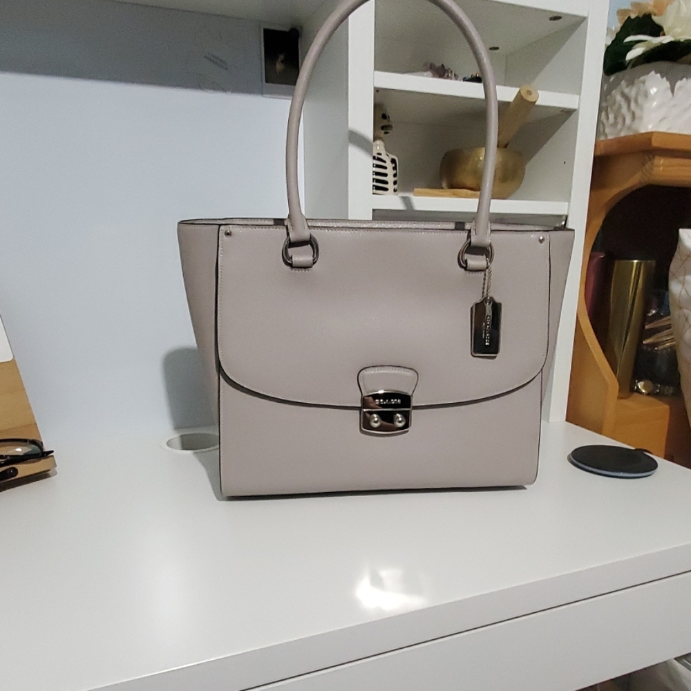 Coach medium sized bag